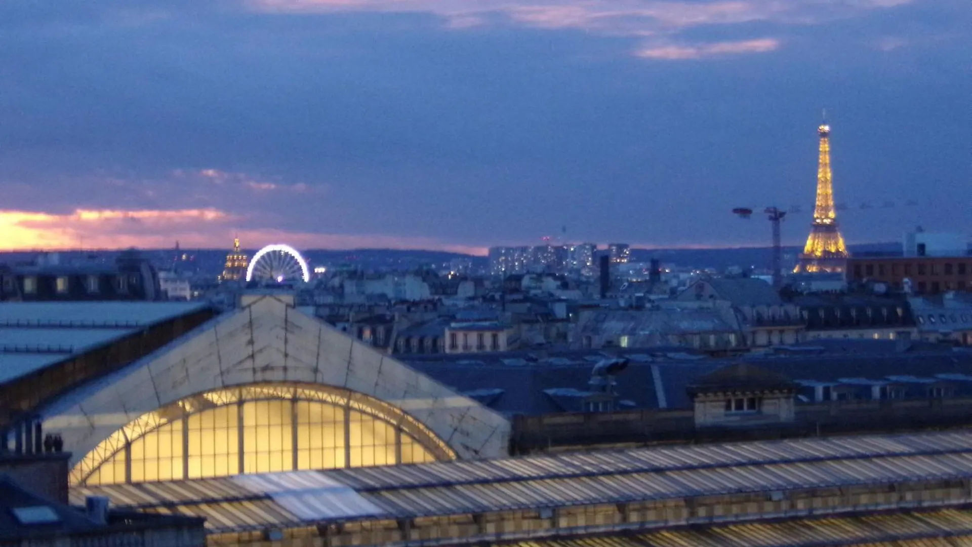 Appartement Sweet Home Panoramique Sacre Coeur Parijs